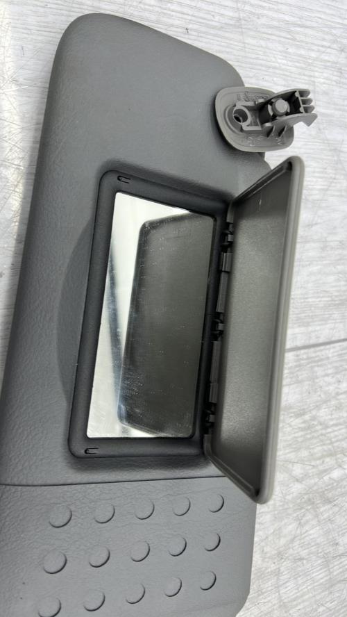 Pare soleil gauche RENAULT CLIO 2 PHASE 1