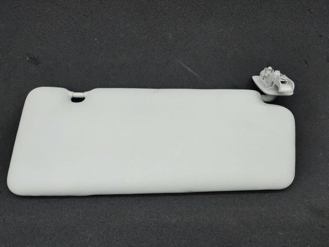 Pare soleil gauche RENAULT MEGANE 3 PHASE 1 BREAK Diesel