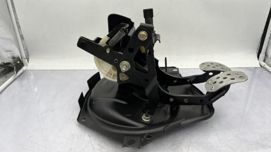 Pedalier RENAULT CLIO 2 PHASE 1 Essence