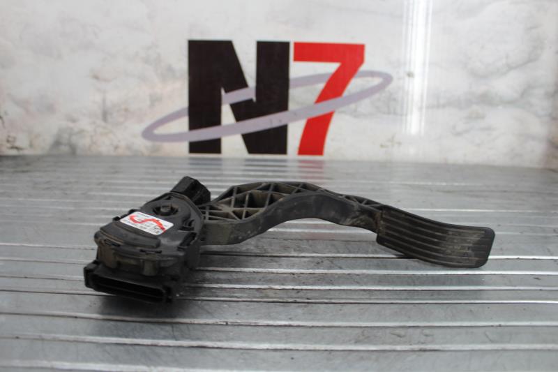 Pedale d'accelerateur PEUGEOT 308 1 SW PHASE 1 BREAK Diesel