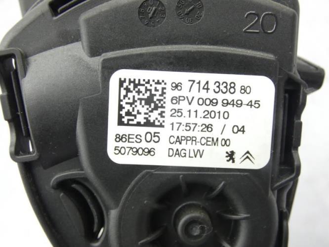 Pedale d'accelerateur PEUGEOT 207 PHASE 1 Essence