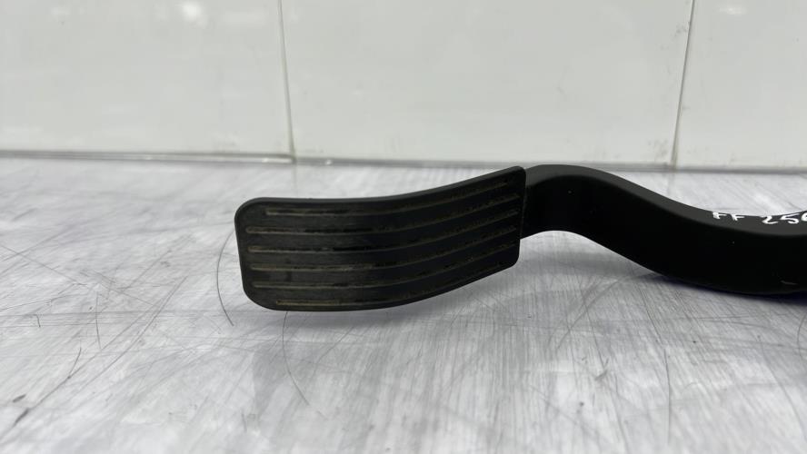 Pedale d'accelerateur PEUGEOT 207 PHASE 1 Essence