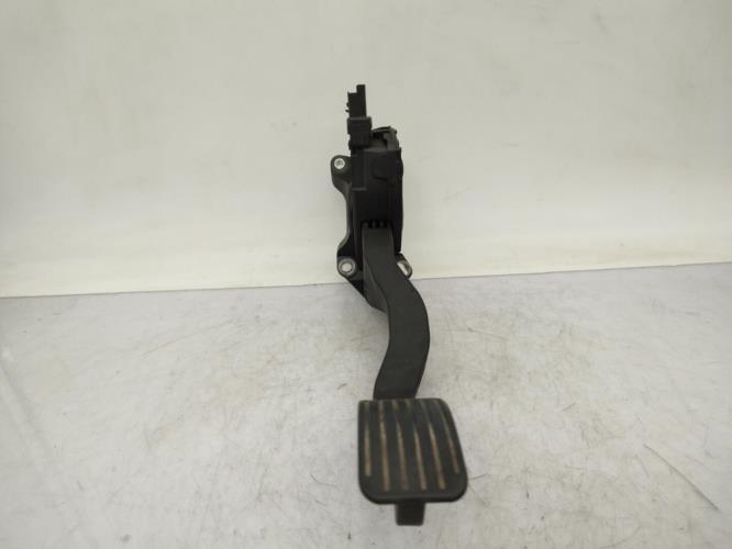 Pedale d'accelerateur PEUGEOT 207 PHASE 1 Essence