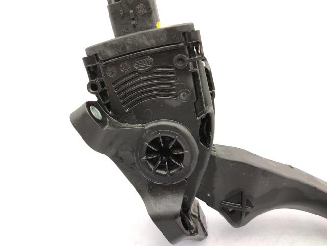 Pedale d'accelerateur PEUGEOT 307 PHASE 2 CABRIOLET Diesel