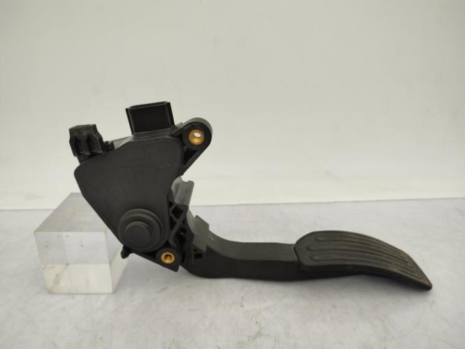 Pedale d'accelerateur NISSAN PULSAR Essence