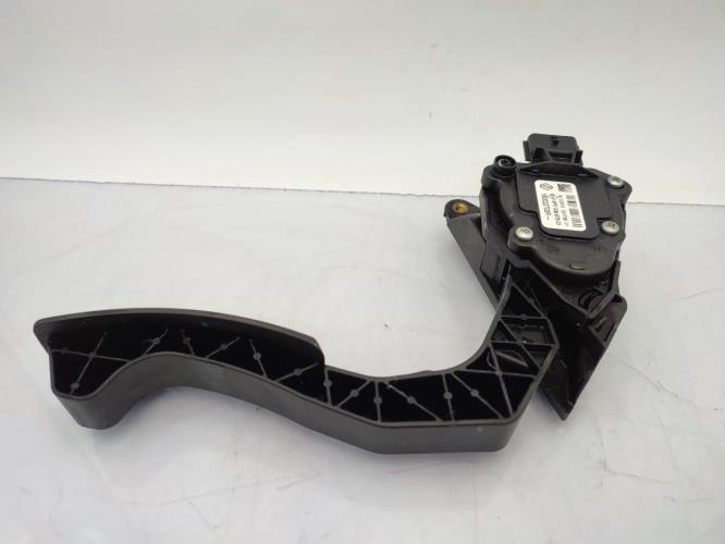 Pedale d'accelerateur DACIA DUSTER 1 PHASE 2 Diesel