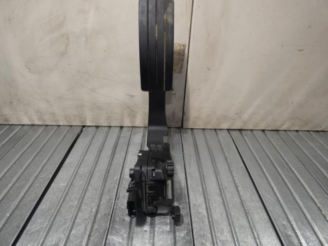 Pedale d'accelerateur RENAULT CLIO 4 PHASE 1 BREAK Diesel