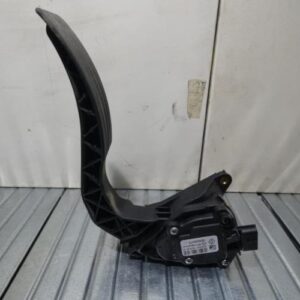 Pedale d'accelerateur RENAULT CLIO 4 PHASE 1 Diesel