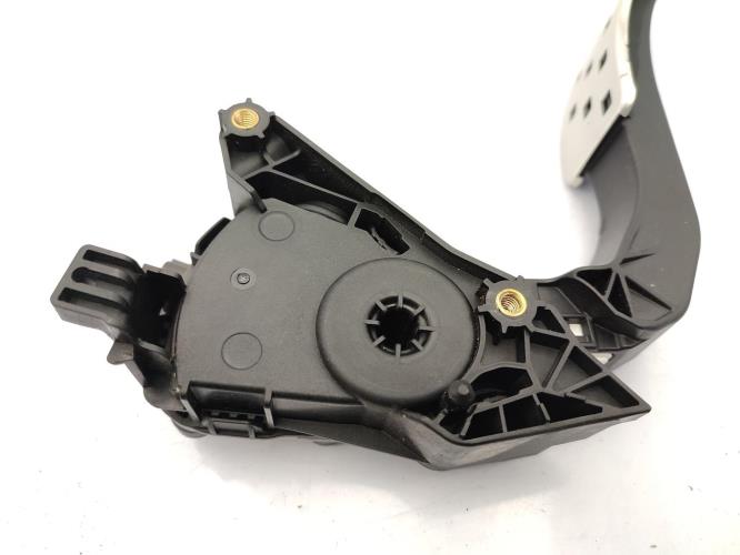 Pedale d'accelerateur RENAULT CAPTUR 1 PHASE 2 Diesel