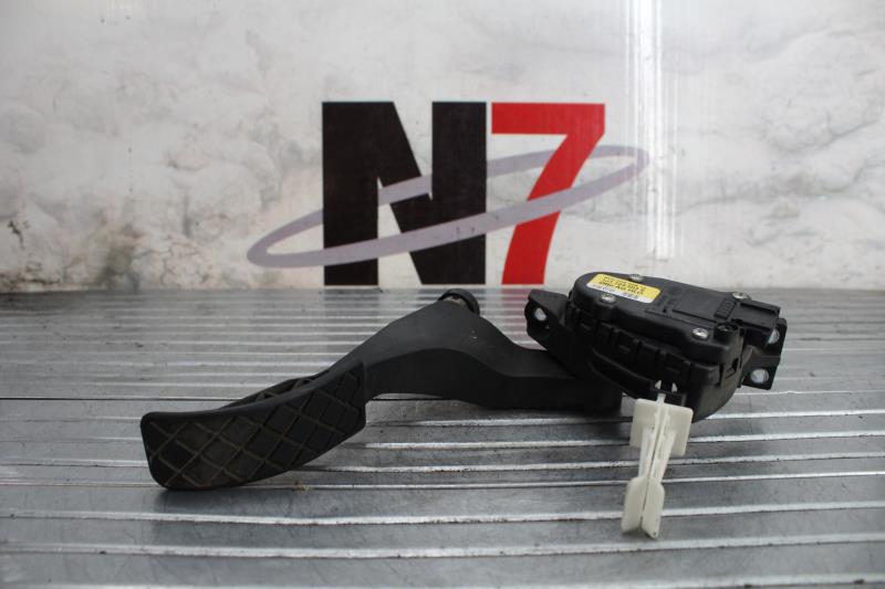 Pedale d'accelerateur AUDI 1.8L I Essence