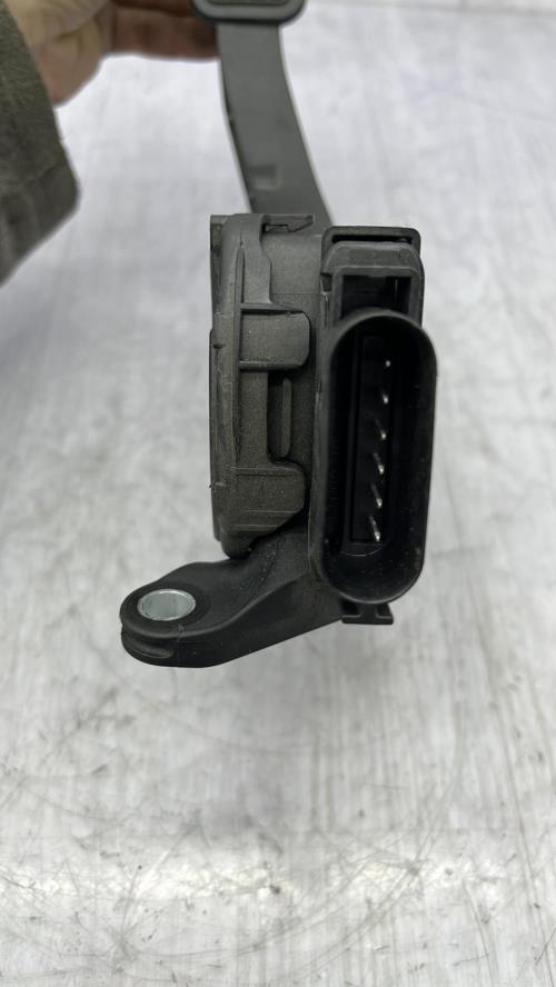 Pedale d'accelerateur FORD FIESTA 6 PHASE 1 Essence