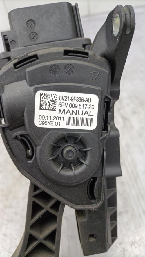 Pedale d'accelerateur FORD FIESTA 6 PHASE 1 Diesel