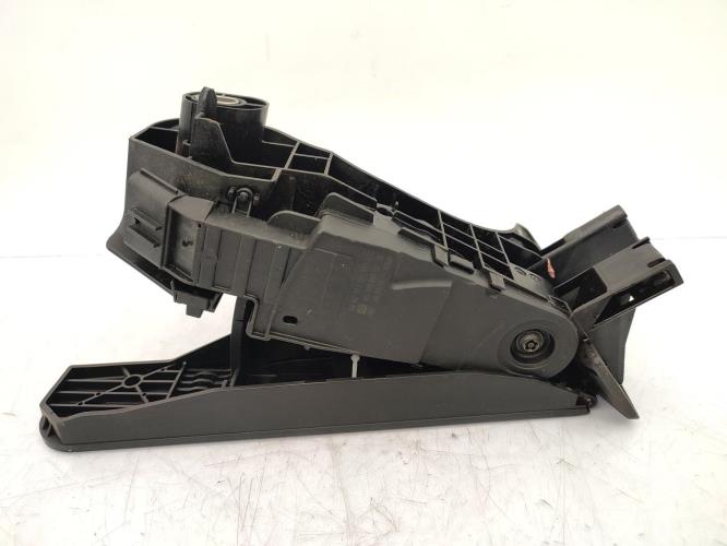 Pedale d'accelerateur VOLKSWAGEN TOURAN 1 PHASE 2 Diesel