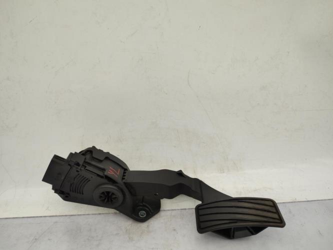 Pedale d'accelerateur SUZUKI SX4 1 Diesel