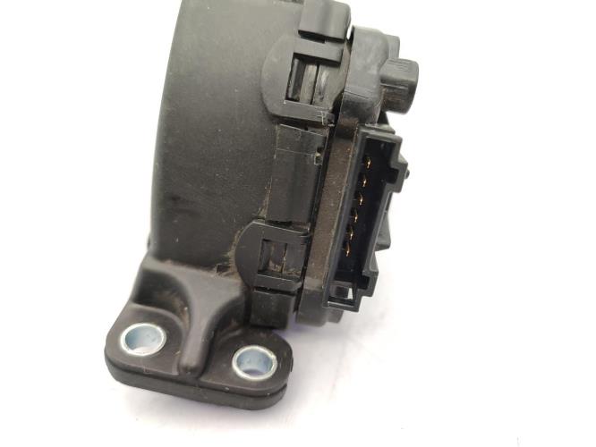 Pedale d'accelerateur VOLKSWAGEN POLO 5 PHASE 1 Essence