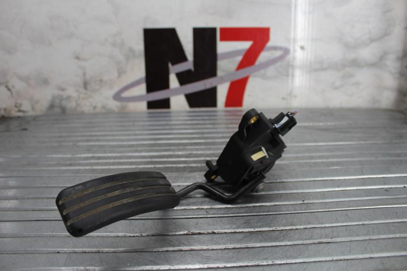Pedale d'accelerateur RENAULT CLIO 3 PHASE 1