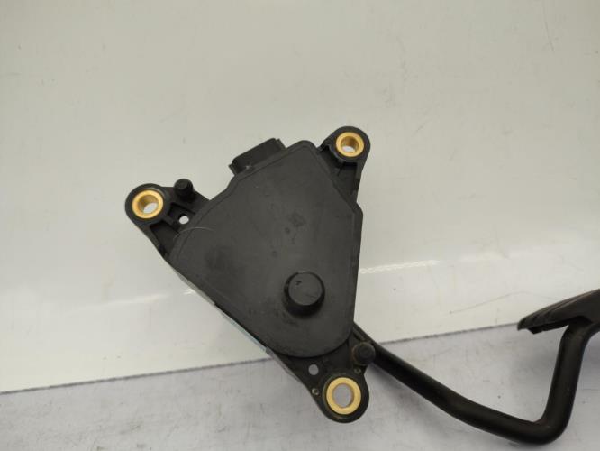 Pedale d'accelerateur RENAULT CLIO 3 PHASE 2 BREAK