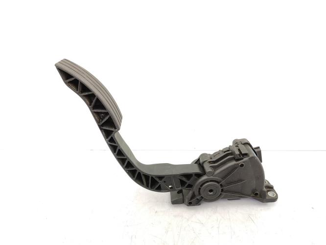 Pedale d'accelerateur RENAULT TWINGO 2 PHASE 1 Essence