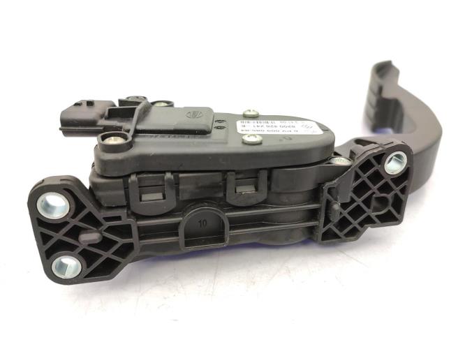 Pedale d'accelerateur RENAULT TWINGO 2 PHASE 1 Essence