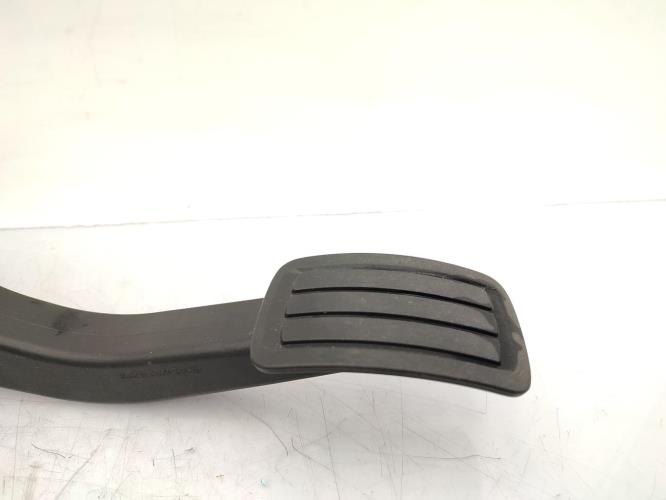 Pedale d'accelerateur PEUGEOT 308 2 SW PHASE 1 BREAK Diesel