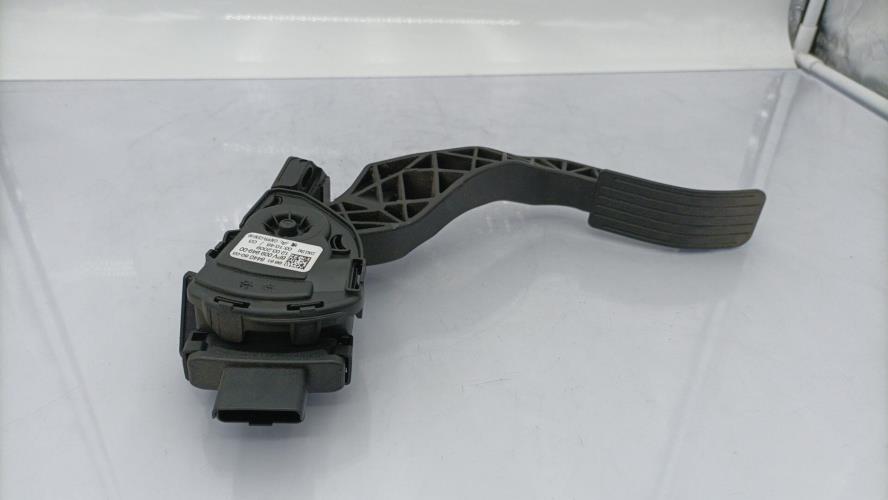 Pedale d'accelerateur PEUGEOT 207 PHASE 1 Essence