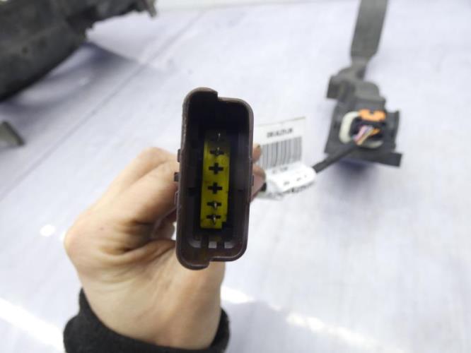 Pedale d'accelerateur PEUGEOT 208 1 PHASE 1 Diesel