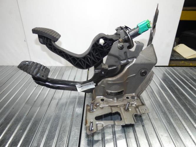 Pedale de frein CITROEN C4 2 PHASE 1 Diesel
