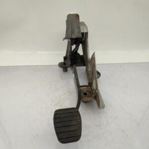 Pedale de frein RENAULT CLIO 4 PHASE 1 Diesel