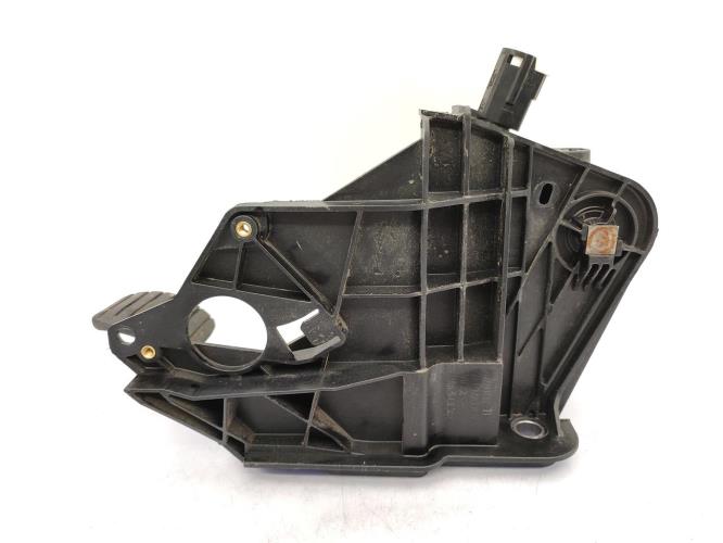 Pedale de frein NISSAN NV400 Diesel