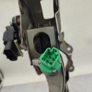 Pedale de frein TOYOTA PRIUS 2 Essence/Hybride