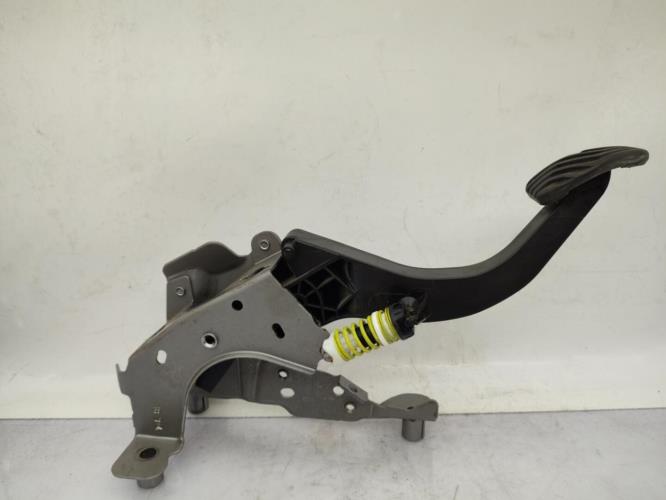 Pedale d'embrayage RENAULT MEGANE 4 PHASE 1 Essence