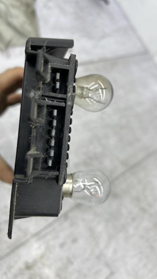 Platine feu arriere droit PEUGEOT 405 PHASE 1 Essence