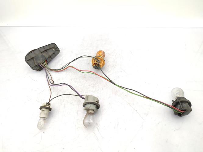 Platine feu arriere gauche FORD FIESTA 5 PHASE 2 Diesel