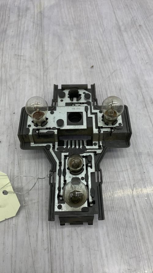 Platine feu arriere gauche SEAT IBIZA 2 PHASE 3 Essence