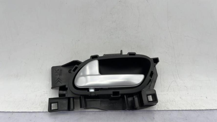 Poignee interieur arriere gauche PEUGEOT 2008 1 PHASE 1 Essence