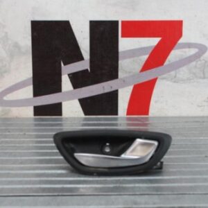 Poignee porte arriere droit RENAULT MEGANE 4 PHASE 1 Diesel