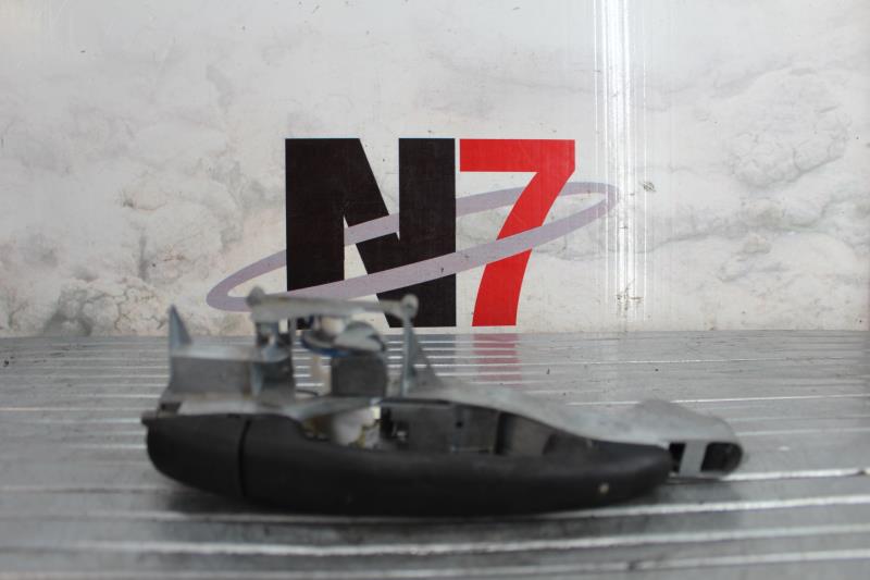 Poignee porte avant droit PEUGEOT 208 1 PHASE 1 Diesel