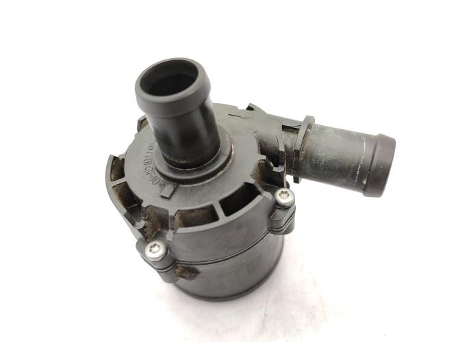 Pompe à eau NISSAN NV400 Diesel