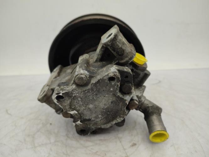 Pompe de direction MERCEDES VITO 638 Diesel