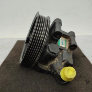 Pompe de direction FORD FOCUS 1 Diesel