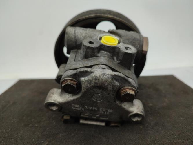 Pompe de direction FORD FIESTA 5 PHASE 1 Diesel