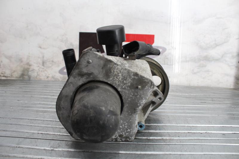 Pompe de direction PEUGEOT 307 PHASE 1 CABRIOLET Essence