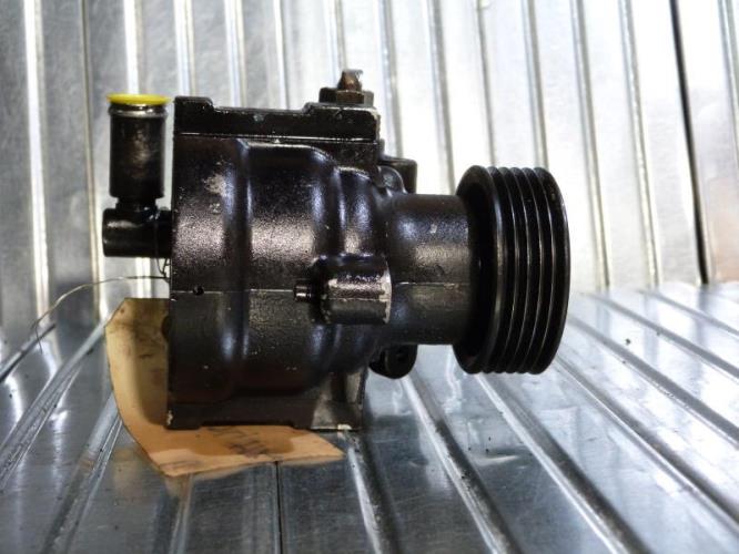 Pompe de direction FORD MONDEO 1 PHASE 2 BREAK Diesel
