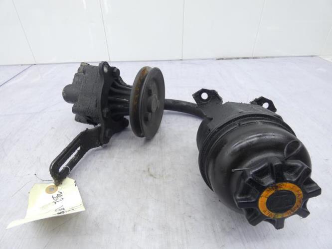 Pompe de direction BMW SERIE 3 E36 COUPE Essence