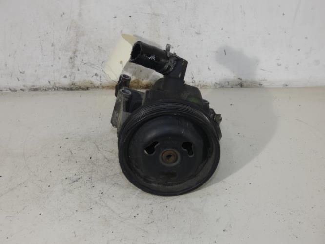 Pompe de direction FORD FIESTA 4 PHASE 1 Essence