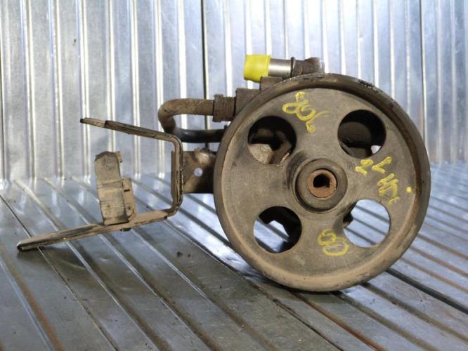 Pompe de direction PEUGEOT 807 Diesel