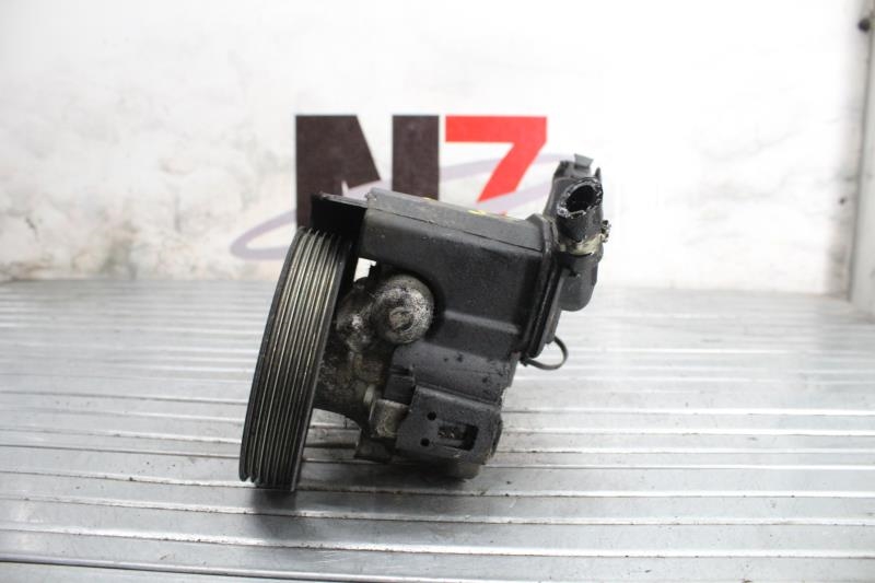 Pompe de direction PEUGEOT 206+ Diesel