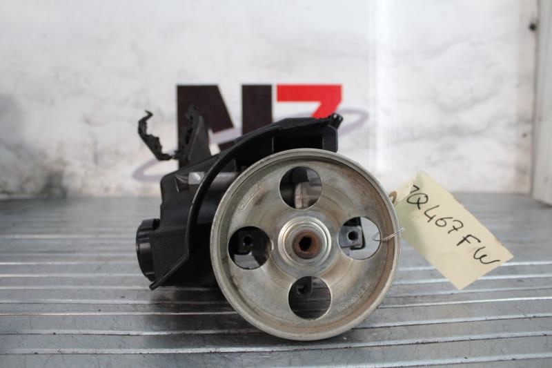 Pompe de direction PEUGEOT 206+ Diesel