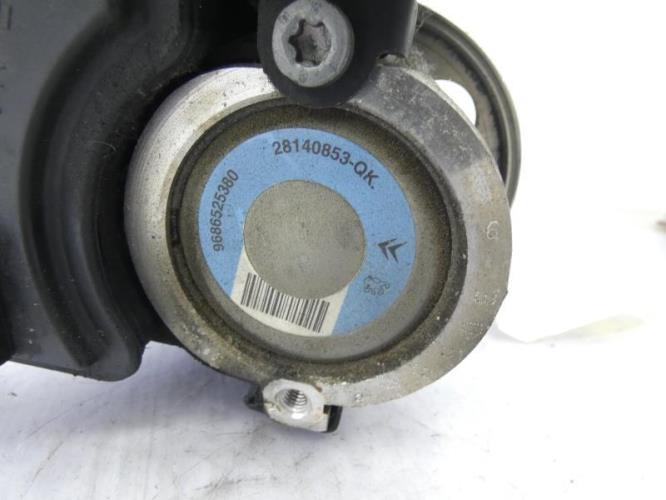 Pompe de direction PEUGEOT 206+ Diesel
