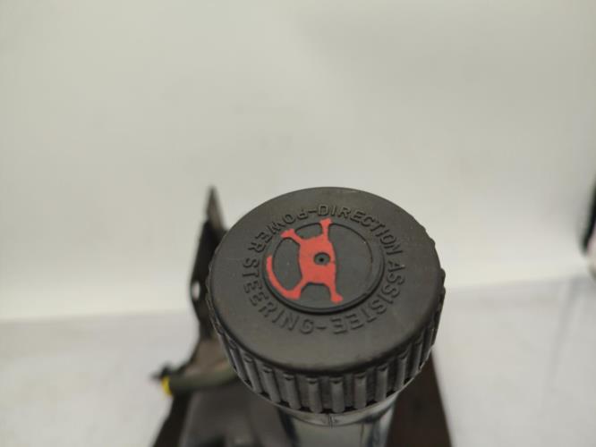 Pompe de direction CITROEN C4 GRAND PICASSO 1 Diesel
